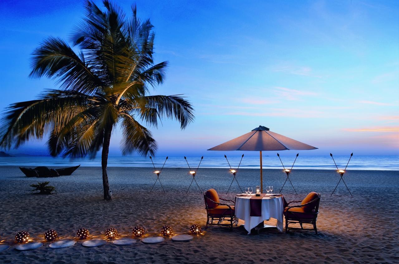 Ocean Waves Sun Baga Hotel Exterior photo